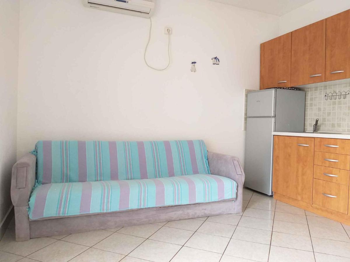 Apartments In Njivice/Insel Krk 34038 المظهر الخارجي الصورة