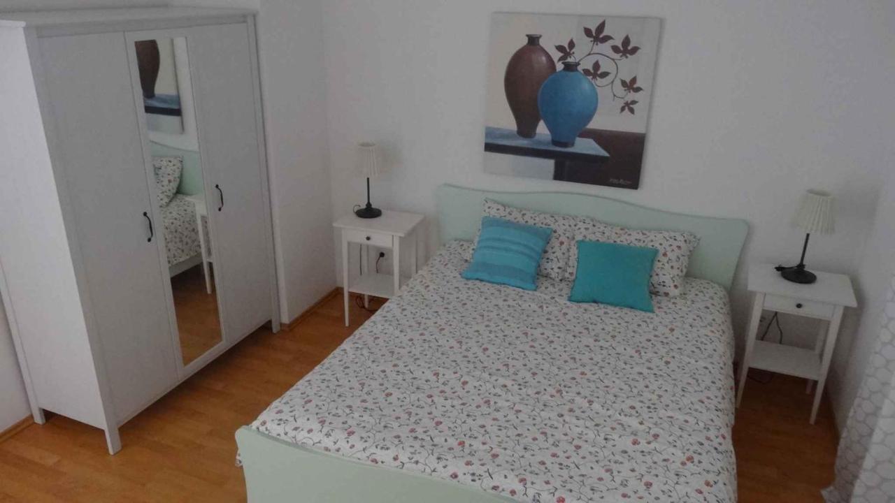 Apartments In Njivice/Insel Krk 34038 المظهر الخارجي الصورة