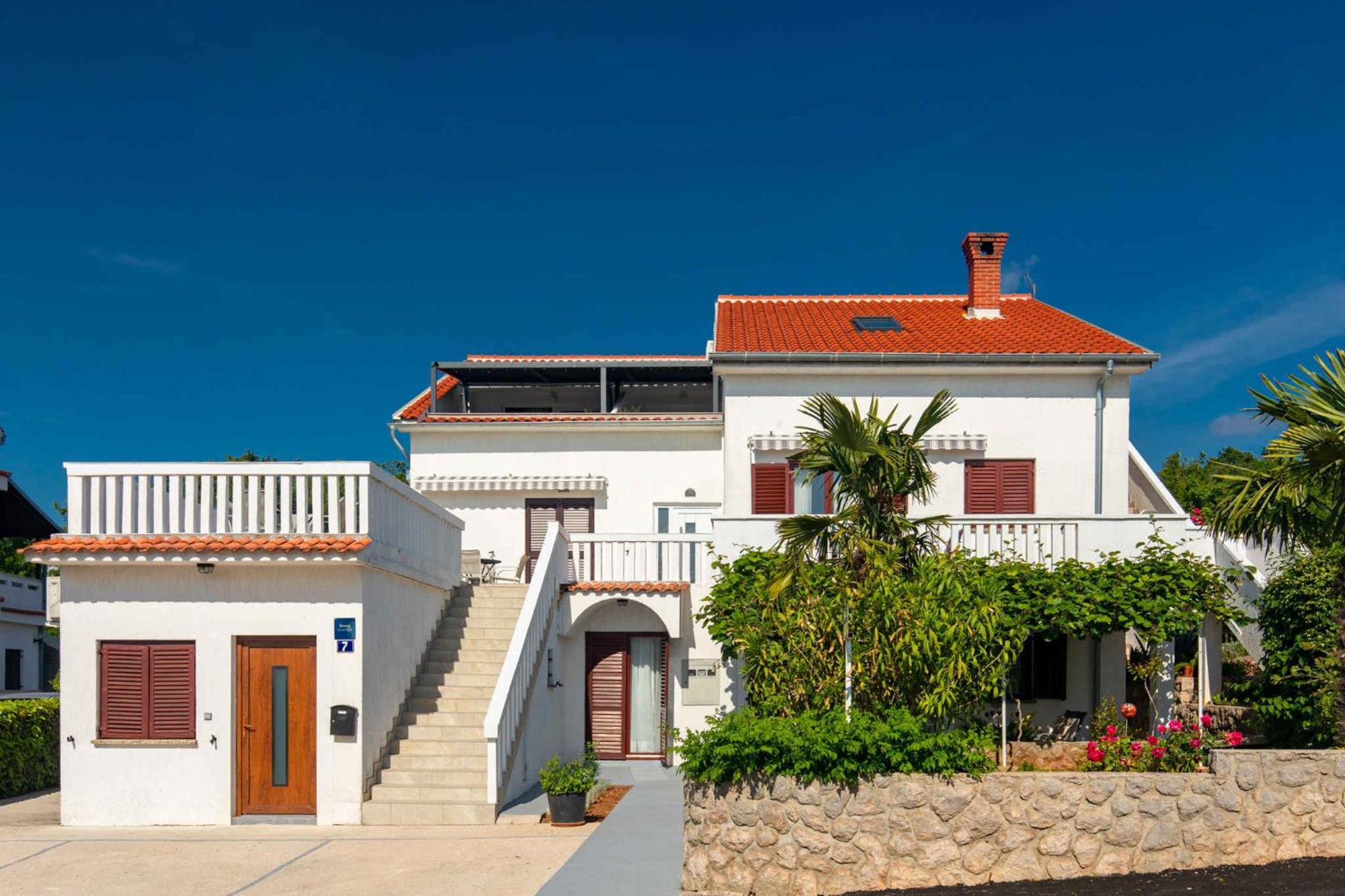 Apartments In Njivice/Insel Krk 34038 المظهر الخارجي الصورة